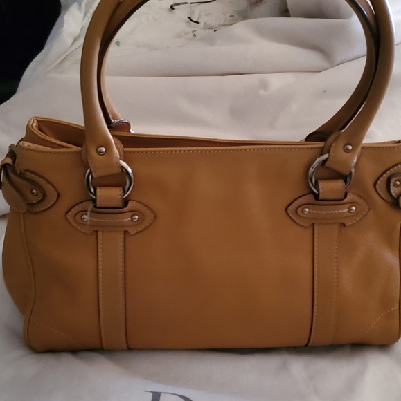 🌺🌺SOLD🌺 Vintage Christian Dior Leather Handbag - Picture 2 of 8